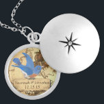Bröllop Vintage Bluebird-årsjubileum Necklace Silverpläterat Halsband<br><div class="desc">Behåll Necklaces Välj antingen Silver Plattat Guld Avsluta eller Sterling silver Unik Personlig Anpassningsbar !st Bröllopsfest för julklapp av Bröllop Keepsakt Necklaces - om du vill ändra bakgrund färg - klicka på anpassa - klicka på redigera - välj sista verktyg i rullgardinsmenyn och välj från ett av de färger som...</div>