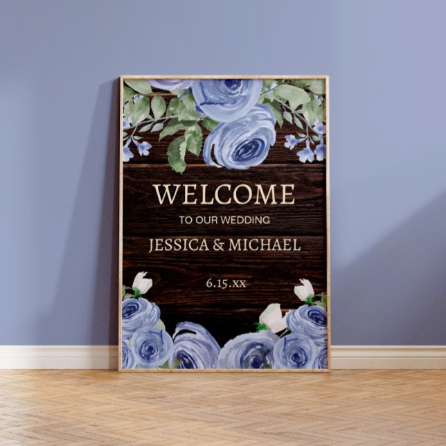 Bröllop Welcome Rustic Wood Blue Blommigt Poster (Rustic wood, string lights, and dusty blue flowers wedding welcome sign)