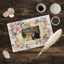Bröllops gästbok med blomster ram från renässansen