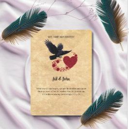 Bröllopsannonsering Gothic Raven och Rose Heart Inbjudningar