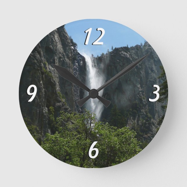Bröllopsdunstfallen i Yosemite nationalpark Rund Klocka (Framsida)
