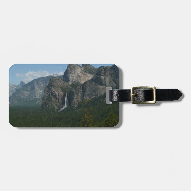 Bröllopsdunstfallen och Half Dome i Yosemite Bagagebricka (Horisontell Framsida)