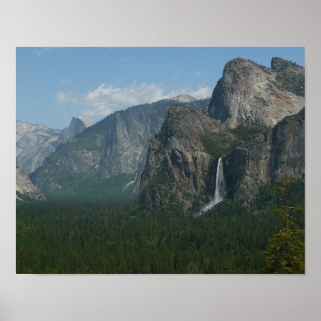 Bröllopsdunstfallen och Half Dome i Yosemite Poster (Framsidan)