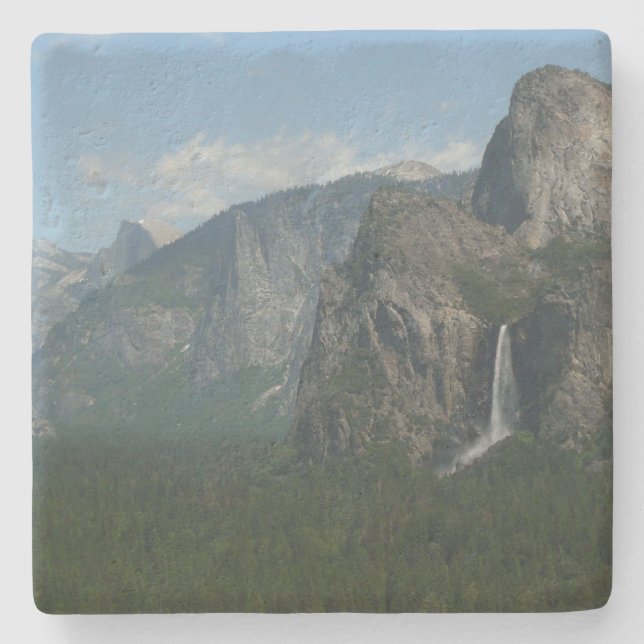 Bröllopsdunstfallet och Half Dome i Yosemite Stenunderlägg (Framsidan)