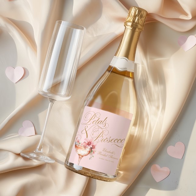 Bröllopsdusch med Rosa Guld Blommiga Kronblad och  (Pink-Gold-Floral-Petals-and-Prosecco-Bridal-Shower-Sparkling-Wine-Label)