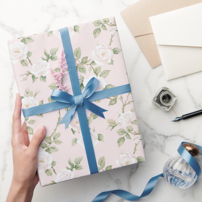 Bröllopsdusch med rosaktig vit blomster presentpapper (Gifting)