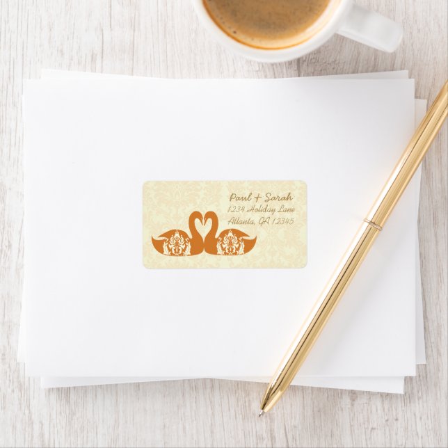 Bröllopsetiketter för Coral Svan Damask Adressetikett (Insitu)