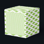 Bröllopsfavoritboxar | Storlek 2-6 tum Presentaskar<br><div class="desc">Köp anpassningsbar-favoritrutor för bröllop och händelser. Storlek från 2 till 6 tum, perfekt för tryffel, gåvor och behandlingar. Gör firande extra speciell med vår samling med favoritlådor, designade att hålla upp mattor, tryffel och små gåvor i stil. Dessa kartonger finns i storlekarna 2, 3, 4, 5 och 6 tum och...</div>