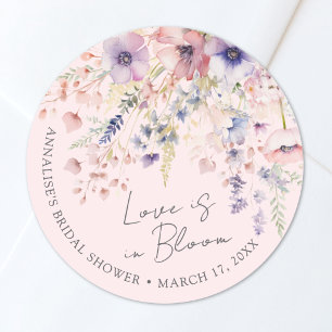 Bröllopsfest med Rosa Blommor - Kärlek är i Knopp Runt Klistermärke