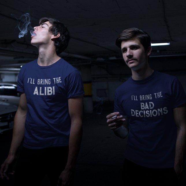 bröllopsfesten "Jag tar de dåliga besluten" T Shirt (Skapare uppladdad)