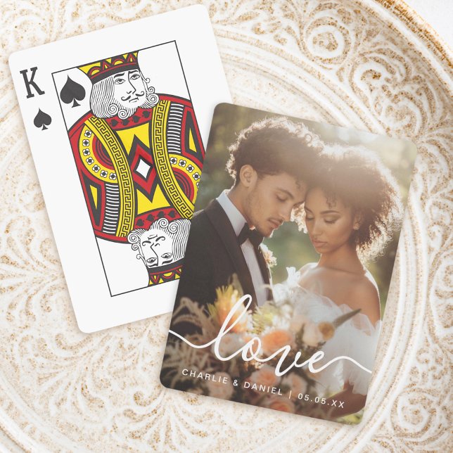 Bröllopsförlovningsfoto kärlekspar namn datum casinokort (Wedding engagement photo love couples names date poker cards)