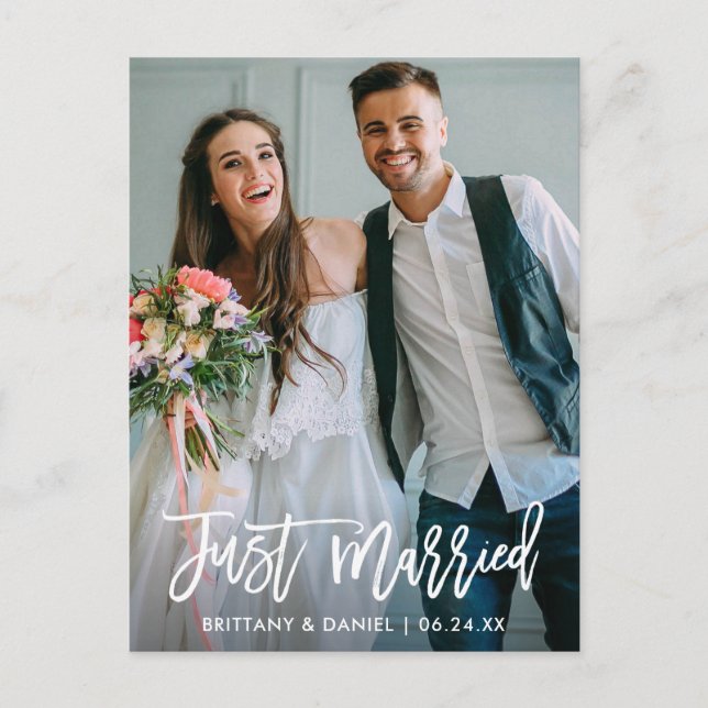 Bröllopsfoto Nygifta Borstskrift Modernt Vykort (Framsida)