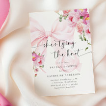 Bröllopsgåva med blomsterbukett - Hon knyter knute