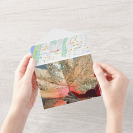 Bröllopsinbjudan Allt I Ett Guldblad Foto