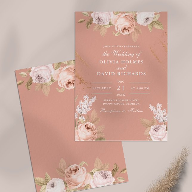 Bröllopsinbjudan till Rosa i Böhmen Inbjudningar (Bohemian Pink Peonies Wedding Invitation on a table)