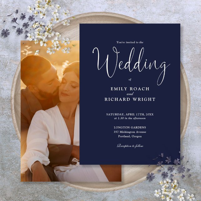 Bröllopskalligrafi Foto Marinblå Bröllop Inbjudningar (Script Calligraphy Photo Navy Blue Wedding Invitation)