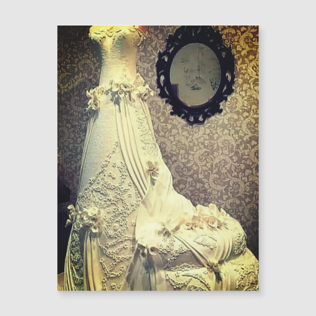 Bröllopsklänningstårta Fotografi Magnetisk Inbjudningskort (Framsida)