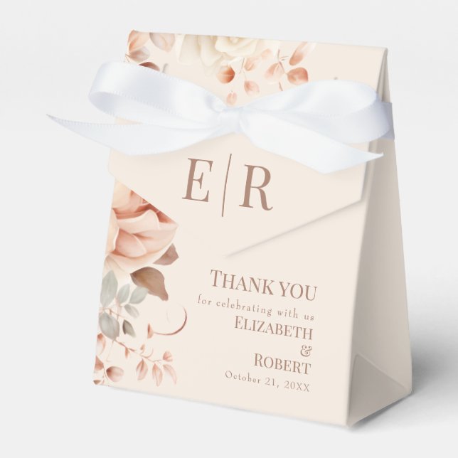 Bröllopslåda med monogram i blomsterdesign i rosat presentaskar (Framsidan Sidan)
