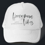 Bröllopsresavibes Keps<br><div class="desc">BröllopsresaVibesdesign. Vattenfärgen verkställer för att göra din bröllopsresaextrasakkunnig. Det perfekta gåvabröllop för dig snart som är att gifta sig vän eller precis en fest för dig. Ändra färgen för att passa din stil. Del av en samling.</div>