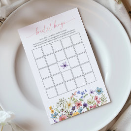 Bröllopsspel för trädgård med vilda blommor och fj