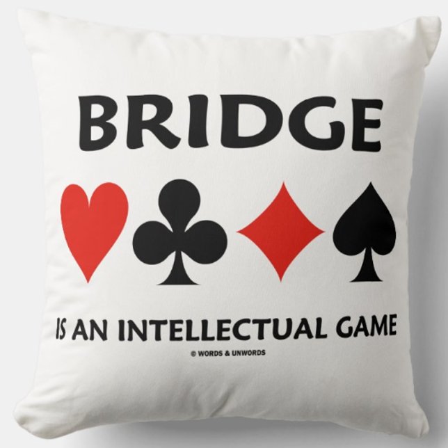 Bron är en Kostym med fyra kort för intellektuellt Kudde (Throw pillow featuring the 4 card suits with bridge truism "Bridge Is An Intellectual Game")