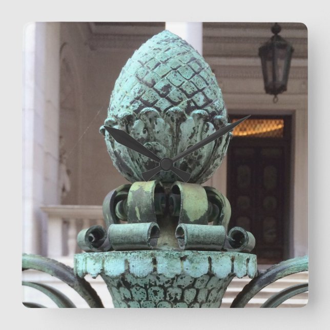 Brons ananas tar tid på behållagästfrihet Time Fyrkantig Klocka (Framsida)