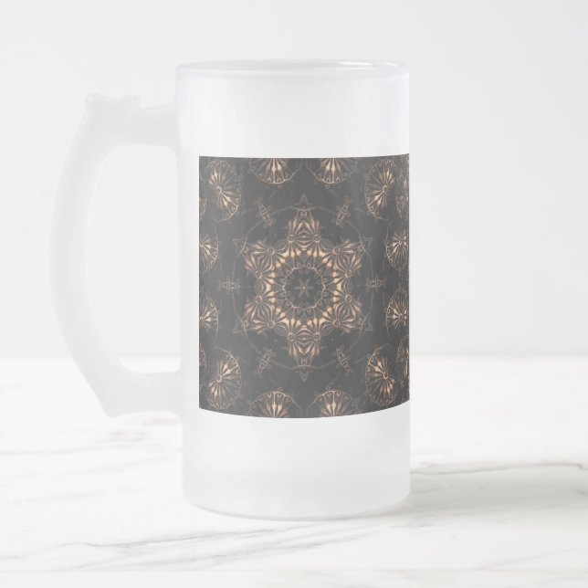 Bronsålderns Mandala  Frostat Ölglas (Vänster)