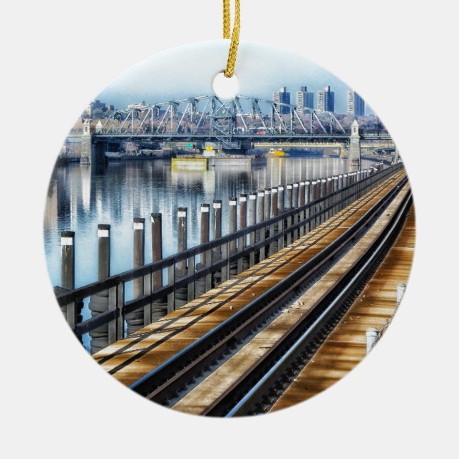 Bronx, ny torg, floden byggnad julgransprydnad keramik (Framsidan)