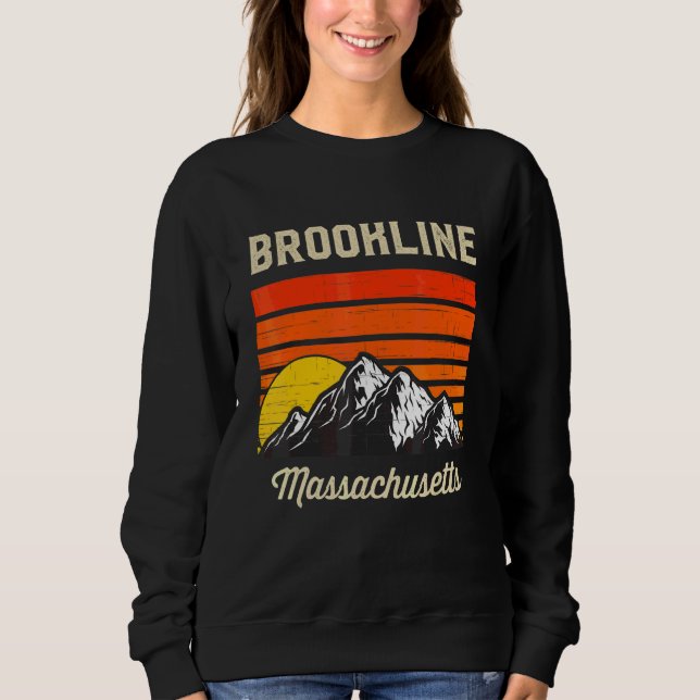 Brookline Massachusetts Hometown City State Usa T Shirt (Framsida)