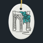 Brooklyn Bridge NYC jul Hanukkah Helgdag Julgransprydnad Keramik<br><div class="desc">Med en originalmarkörillustration av en klassisk NYC-markering,  Brooklyn Bridge,  "klädd" för julhelgen. Idealisk för att fira jul eller Hanukkah! Denna illustration finns även på andra produkter. Ser du inte vad du är tittar för? Behöver du hjälp med anpassning? Kontakta Rebecca för att få något designat bara för dig.</div>