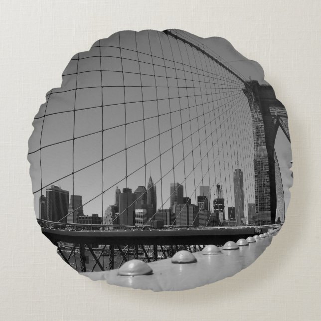 Brooklyn bridge rund kudde (Framsidan)