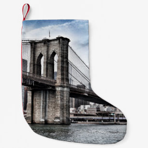 BROOKLYN BRIDGE UNDER DAGEN LITEN JULSTRUMPA