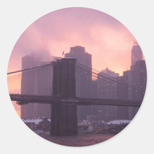 Brooklyn Bridge under snöstorm Runt Klistermärke