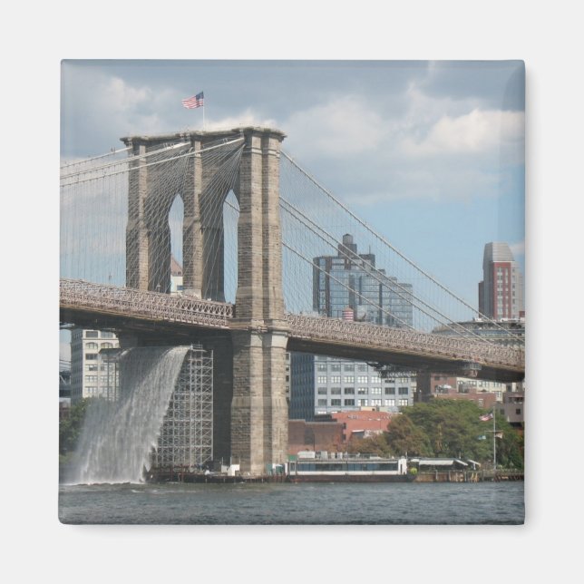 Brooklyn Bridge Waterfall Magnet (Framsidan)