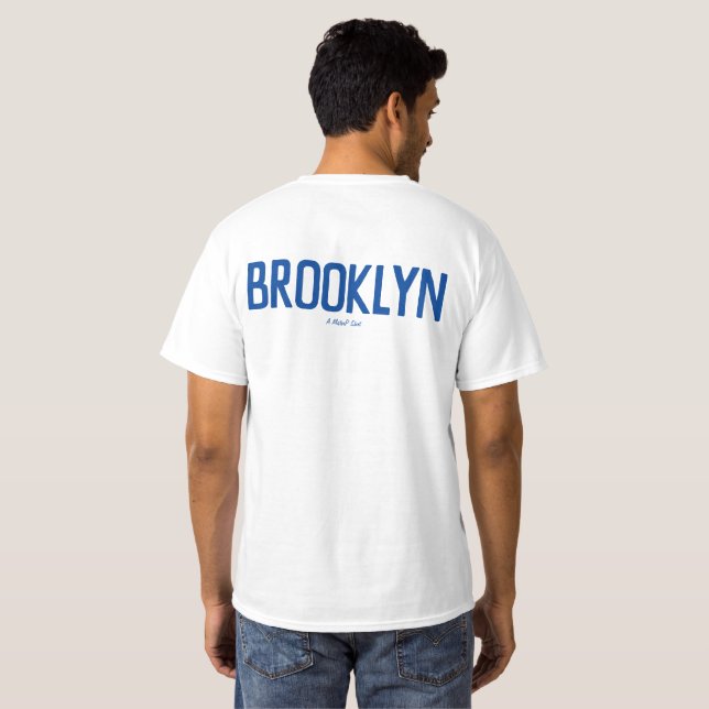 BROOKLYN (Dubbla Sided) - En MisterP Shirt T Shirt (Hel baksida)
