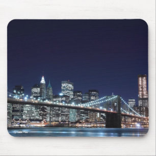 Brooklyn överbryggar och Manhattan horisont på Musmatta