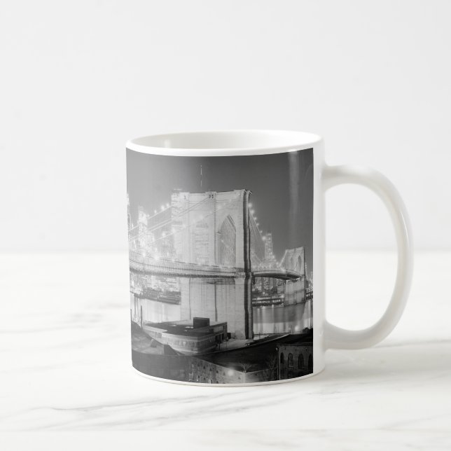 Brooklyn överbryggar svart & vit kaffemugg (Höger)