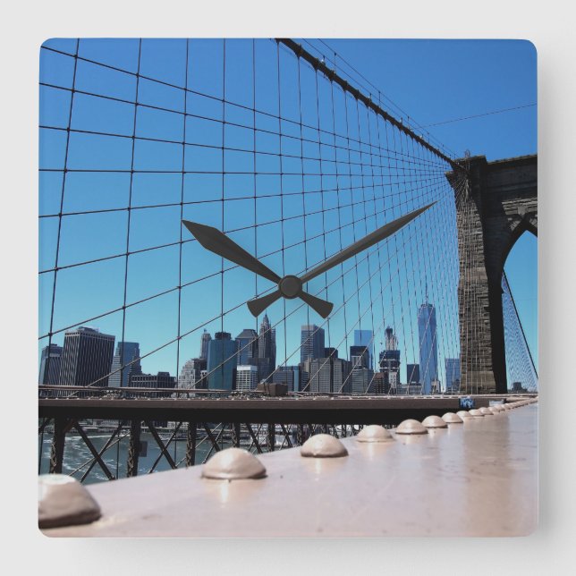 Brooklynbron Fyrkantig Klocka (Framsida)