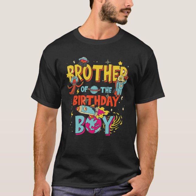 Bror till Birthday Boy Astronaut Boy Space Bd T Shirt (Framsida)