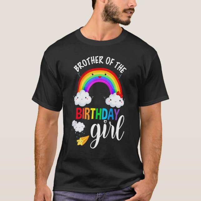 Bror till Birthday Girl Rainbow B-Day Matchin T Shirt (Framsida)