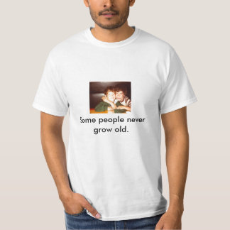 broskjorta tee shirt