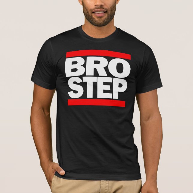 BROSTEP TEE SHIRT (Framsida)