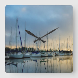 Bröstning genom II Fyrkantig Klocka