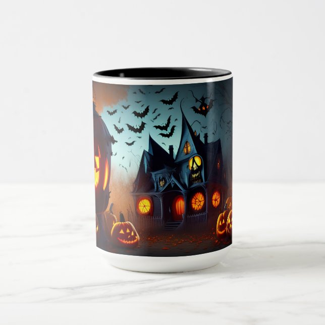 Brött hus, Jack-O-landternor och Fladdermus Mugg (Center)