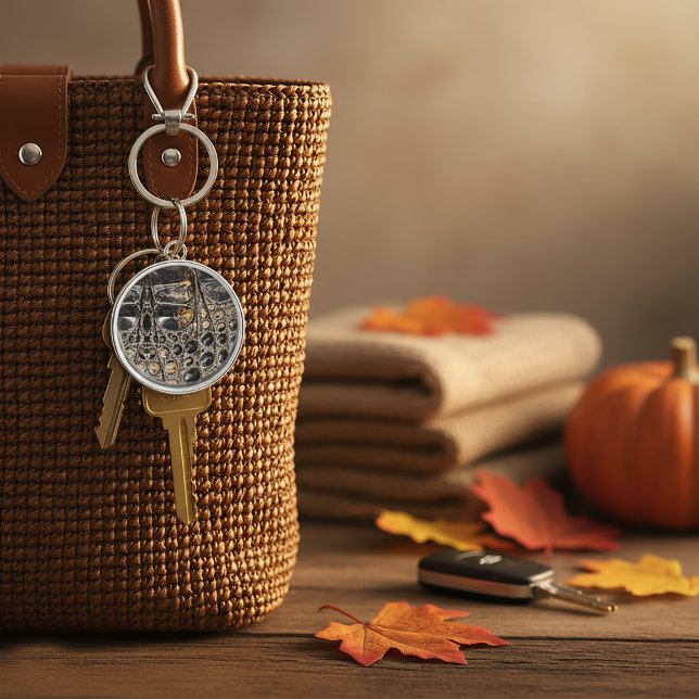 Brown American Alligator Skin Leather Skriv ut Rund Silverfärgad Nyckelring (Brown American Alligator Skin Texture Keychain
)