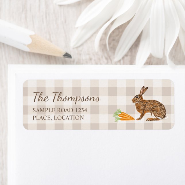 Brown Bunny And Carrots Beige Gingham Easter Returadress Etikett (Insitu)