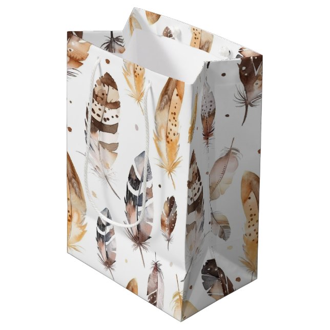 Brown Cream Tribal Native Feathers Birthday (Framsidan Vinklad)