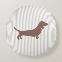 Brown Dachshund på Beige Rand