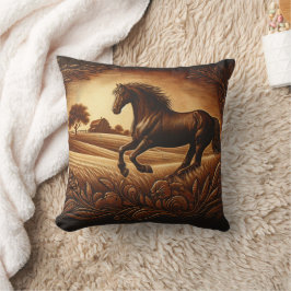 Brown Horse Galloping över Golden Fält Kudde