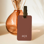 Brown | Modern Monogram Bagagebricka<br><div class="desc">Den här moderna bagagemärkningen har en brun bakgrund med rik,  med initialer i fet vit text för ett utseende som är enkelt och färglöst,  men ändå professionell.</div>